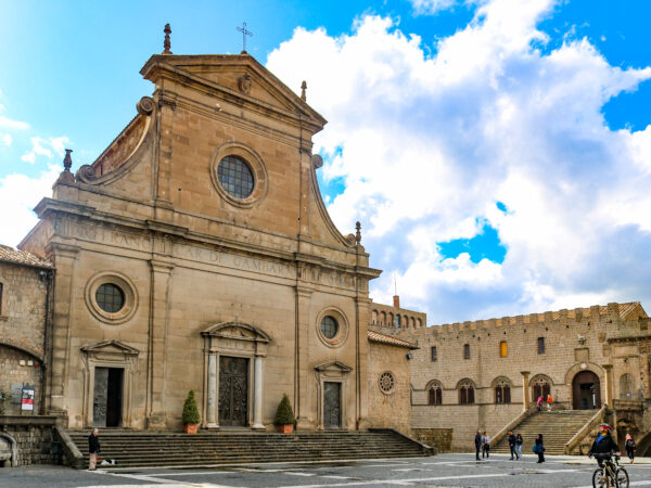 CioccoTuscia, il 10 e 11 ottobre divieti in centro: via Cavour e Fontana Grande restano aperte
