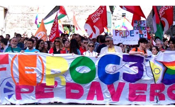 Sfila il TusciaPride a Viterbo per i diritti LGBTQIA+