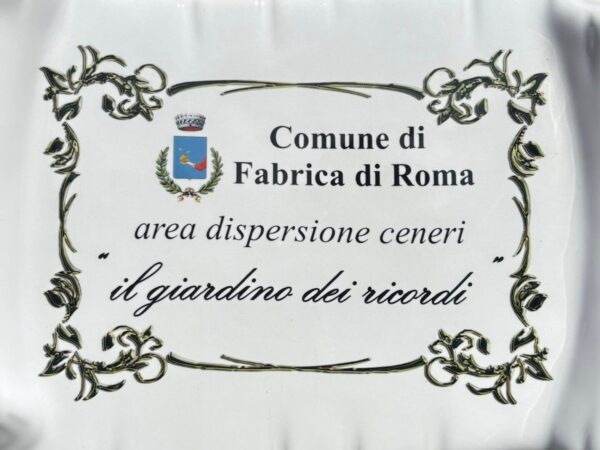 Le ceneri dei defunti disperse nel Giardino dei Ricordi a Fabrica di Roma