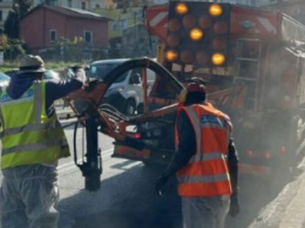 Strade colabrodo, arrivano le nuove macchine tappabuche