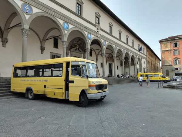 Scuolabus per gli alunni della Quercia: 15 esclusi su 39 domande