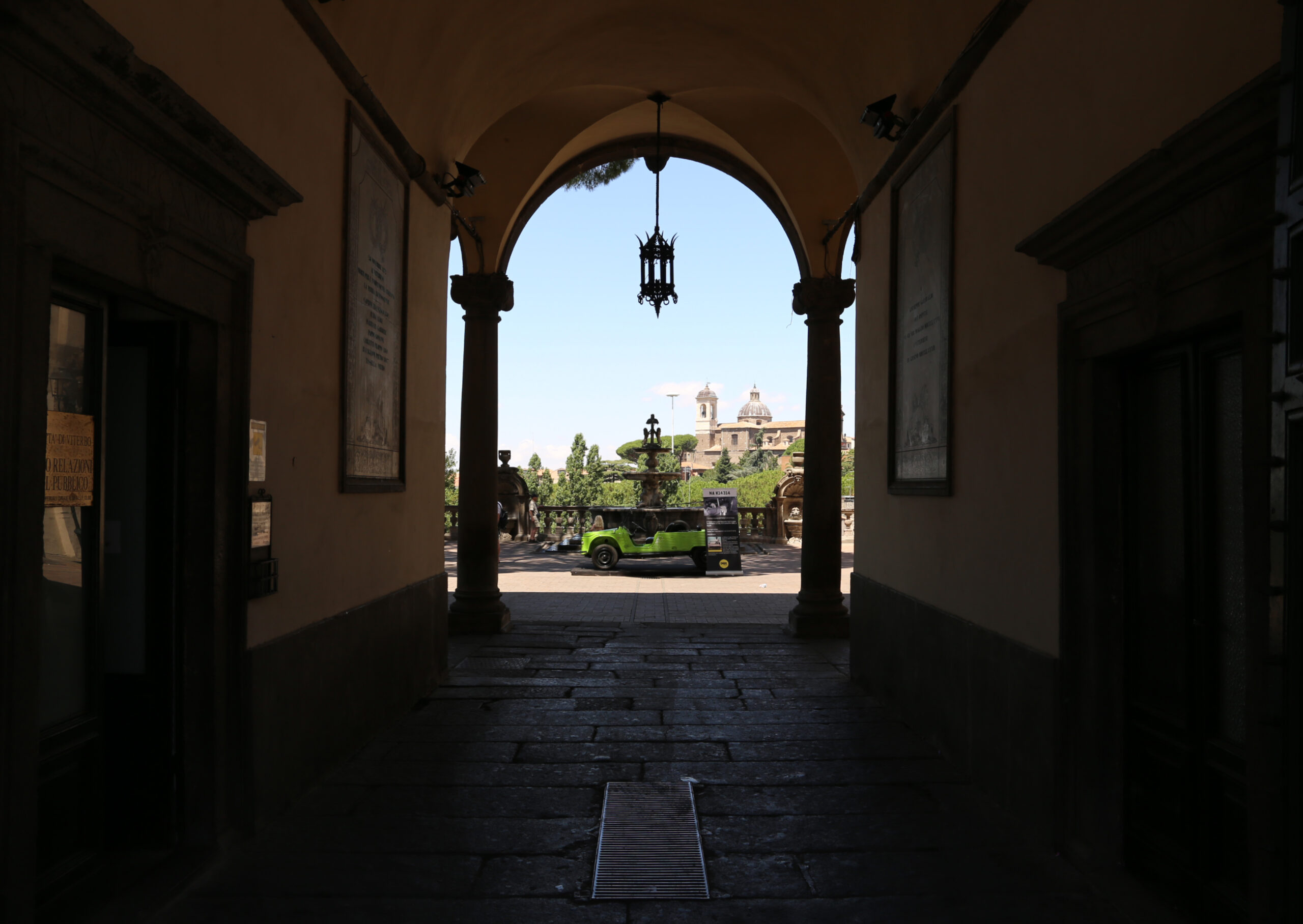Loggia interna di Palazzo dei Priori, Viterbo