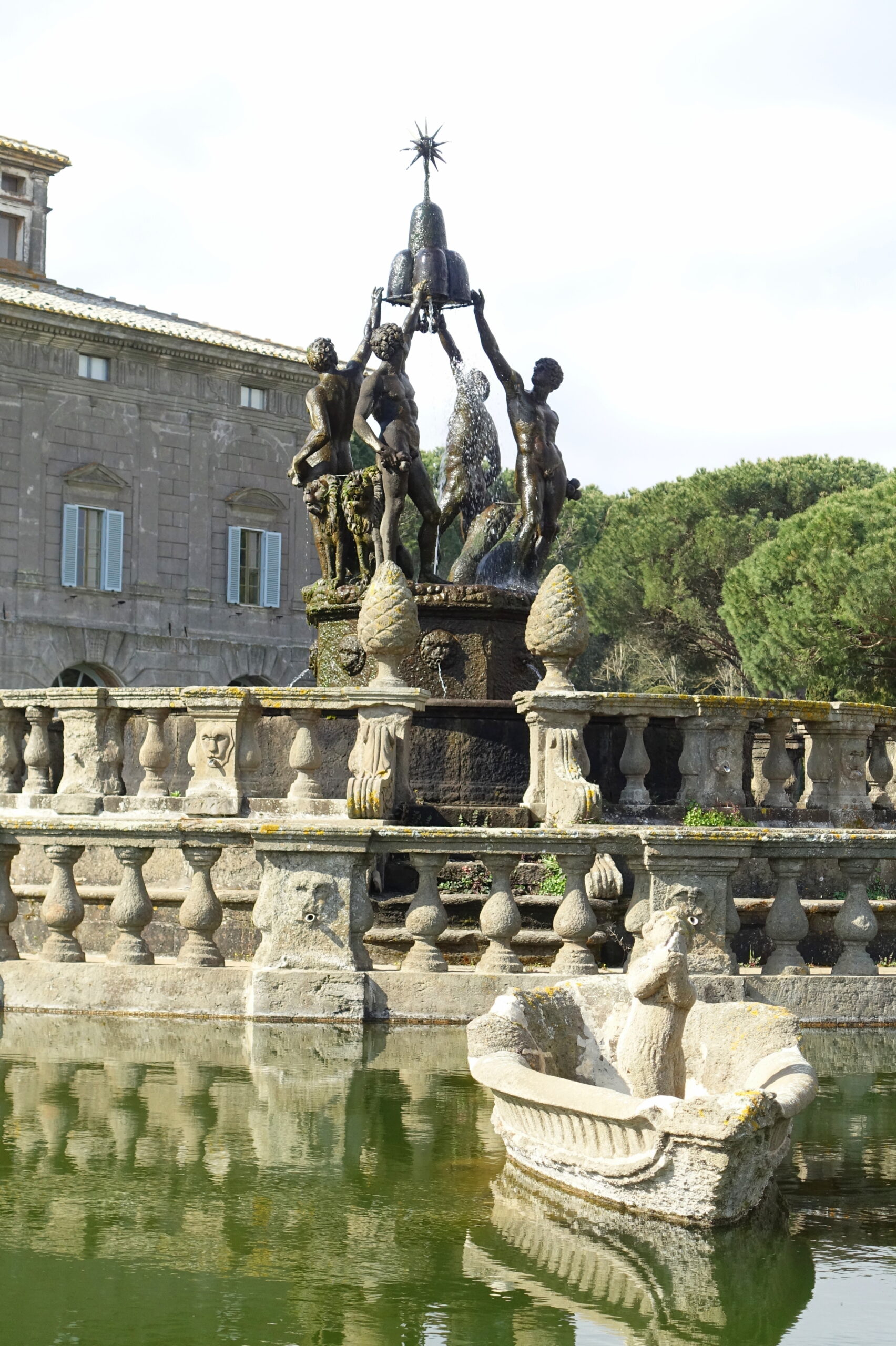 La Fontana dei Mori nel giardino di Villa Lante a Bagnaia (Viterbo)
