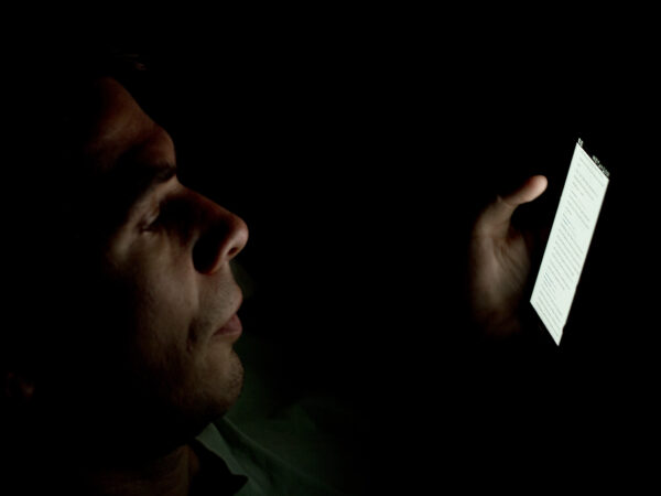 Scopri se hai una dipendenza digitale