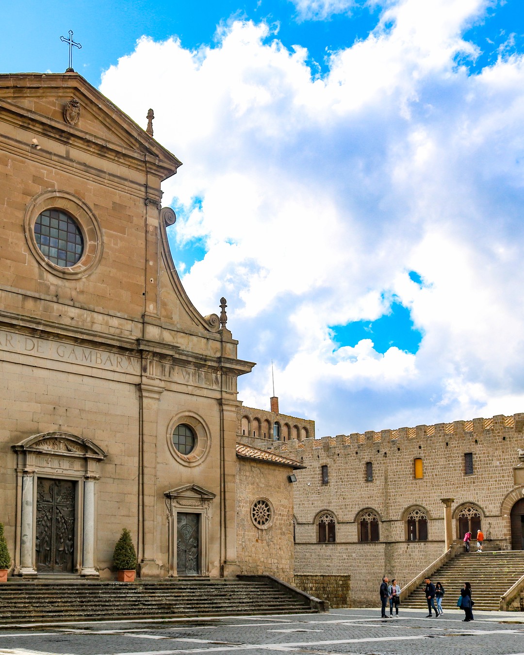 Il Palazzo dei Papi e il Duomo di San Lorenzo a Viterbo