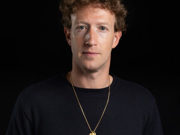 Il piano segreto di Zuckerberg per sostituire i dipendenti Meta con l’intelligenza artificiale, e perché è saltato