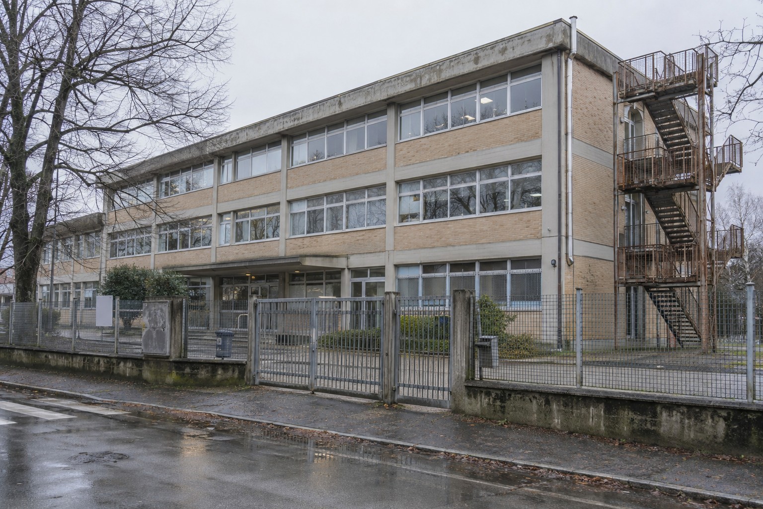Quante sono le scuole di Viterbo con o senza certificato di agibilità?