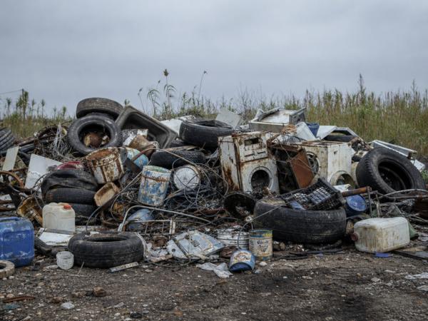 Discarica abusiva al Bullicame: sequestrate due aree, denuncia per un rigattiere