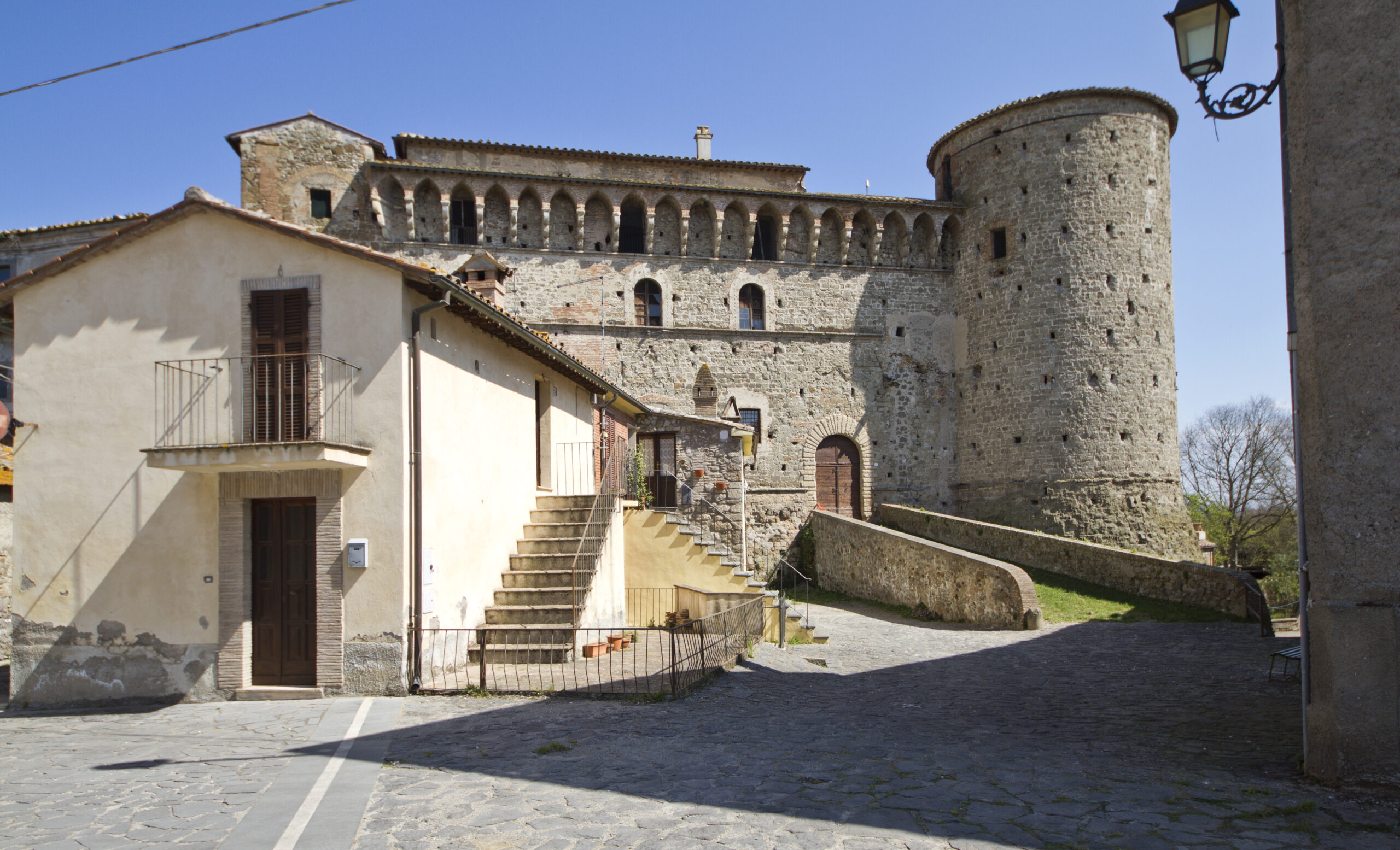 Il centro storico di Graffignano con il Castello Baglioni, il comune dove si trova il sito del Pascolaro interessato dalla bonifica