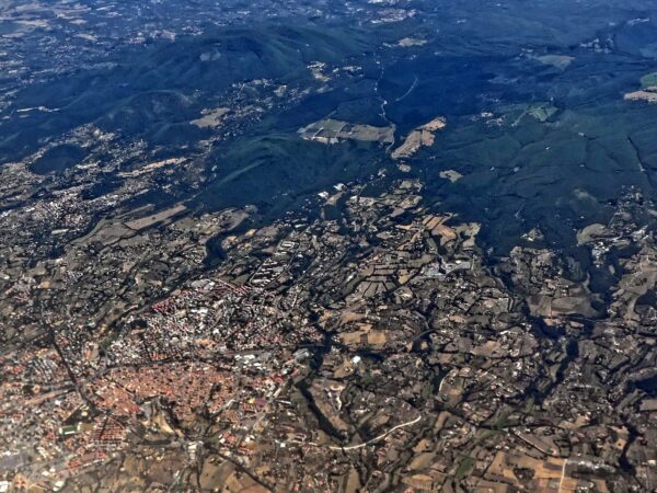 Annunci e mancate promesse