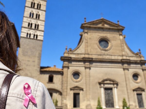 Ottobre Rosa, domenica 4 ottobre la camminata dell’Associazione Beatrice nel centro di Viterbo: le misure di viabilità
