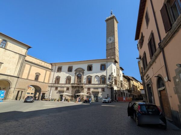 StraViterbo, domenica 18 ottobre la corsa attraversa il centro: divieti di sosta e strade chiuse al passaggio